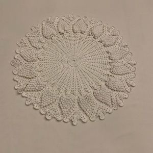 Macramé handmade round grapes 🍇 19 inches diameter